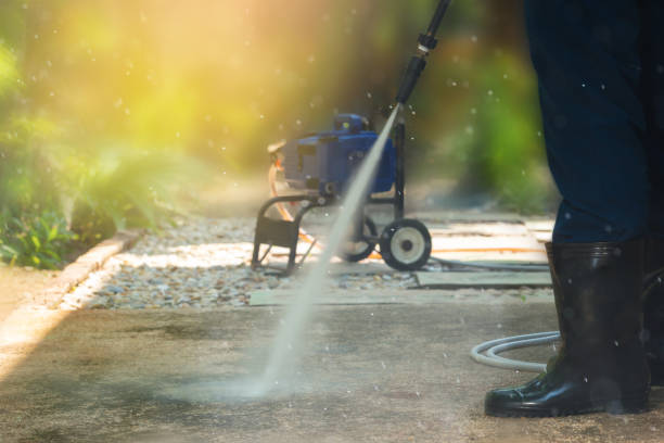 Best Rust Removal  in Menonee, MI